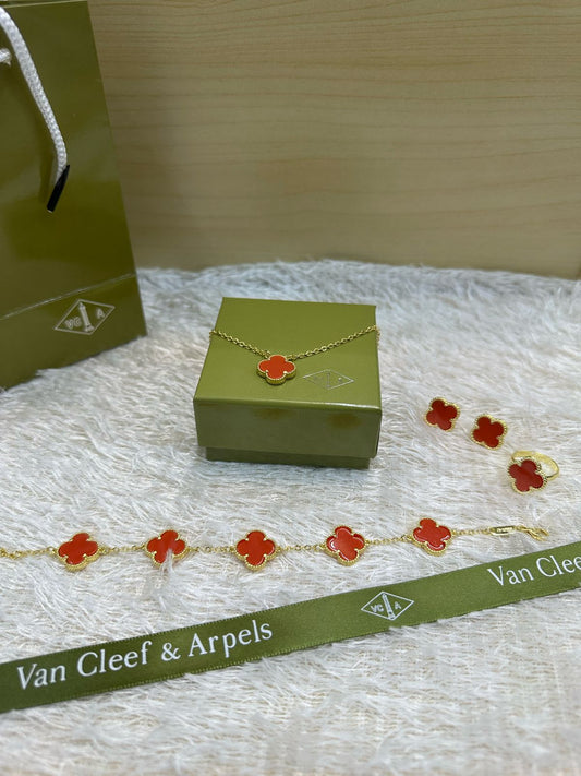 Van cleef & Arpels Set Gold | Necklace | Bracelet | Ring (free size)  | Earing