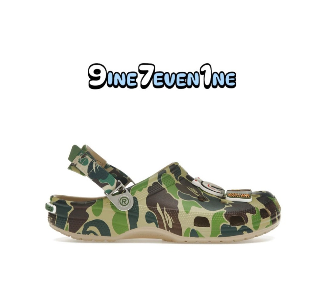 CROCS CLASSIC CLOG A BATHING APE ABC CAMO GREEN