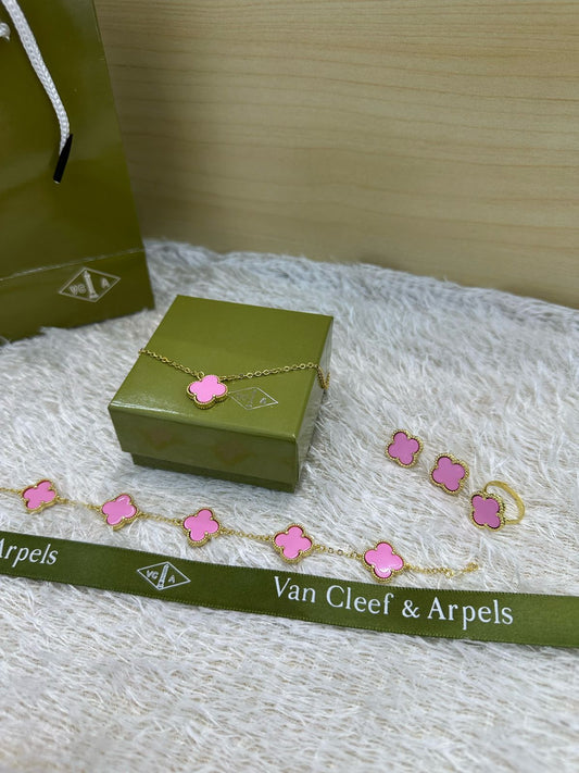 Van cleef & Arpels Set Gold | Necklace | Bracelet | Ring (free size)  | Earing