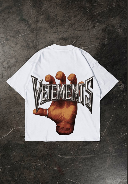 DUDS ATTIRE | VETEMENTS WHITE TEE
