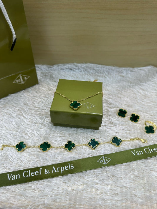 Van cleef & Arpels Set Gold | Necklace | Bracelet | Ring (free size)  | Earing