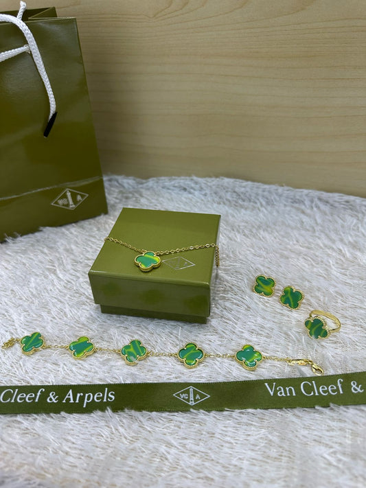 Van cleef & Arpels Set Gold | Necklace | Bracelet | Ring (free size)  | Earing