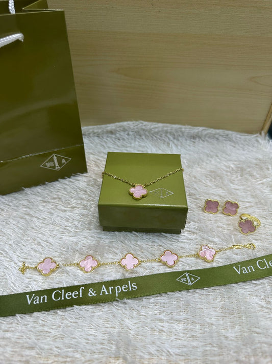 Van cleef & Arpels Set Gold | Necklace | Bracelet | Ring (free size)  | Earing
