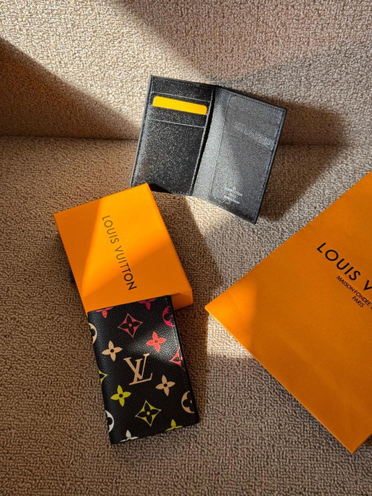 Louis Vuitton Pocket Wallet - 9ine7even1ne