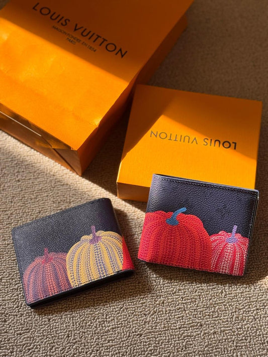 Louis Vuitton Wallet - 9ine7even1ne