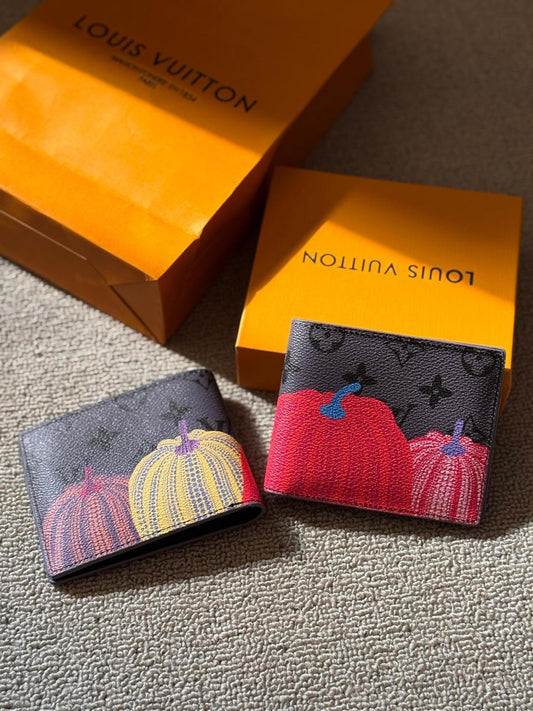 Louis Vuitton Wallet - 9ine7even1ne